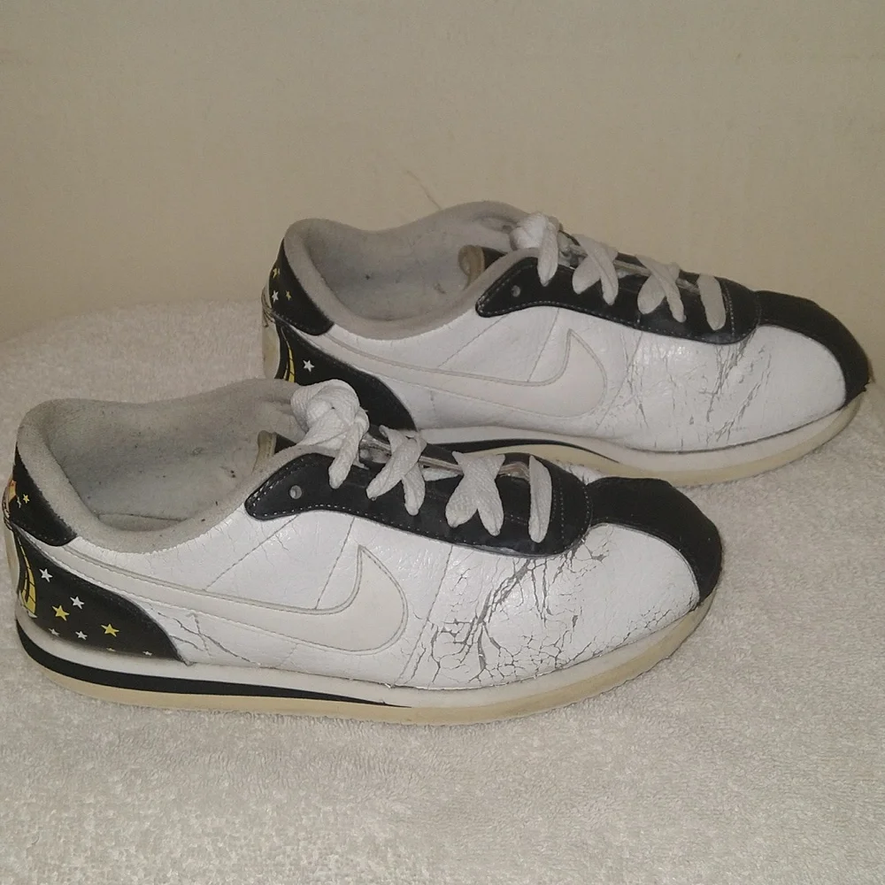 Vintage RARE 2008 Nike Cortez Sun & Moon Size 4.5Y Sneakers